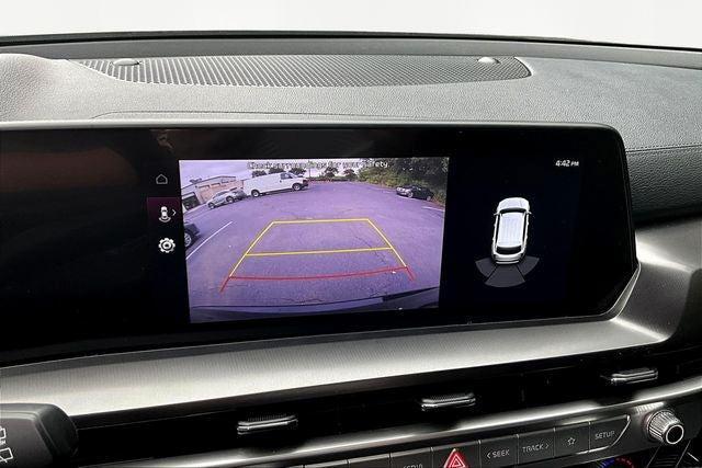 Photo of 2024 Black Kia Telluride