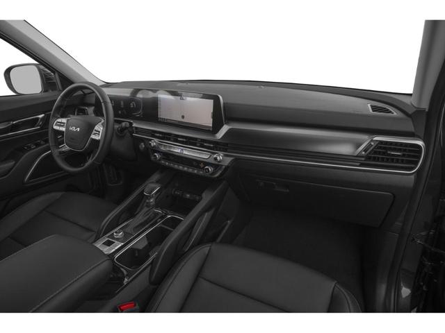 Photo of 2024 Black Kia Telluride
