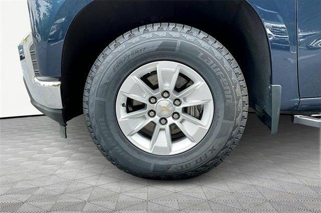 Photo of 2021 Blue Chevrolet Silverado 1500