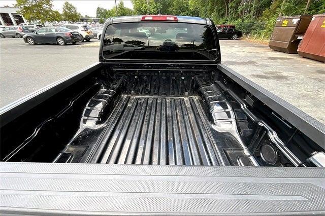 Photo of 2022 Black Nissan Frontier