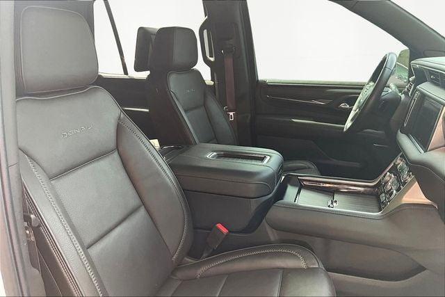 Photo of 2024 White GMC Yukon