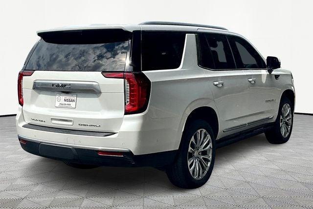 Photo of 2024 White GMC Yukon