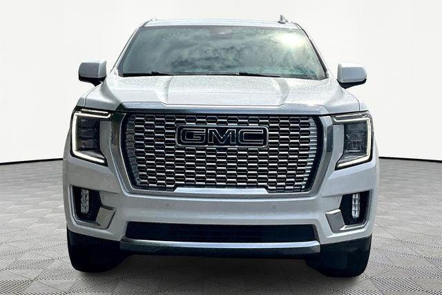 Photo of 2024 White GMC Yukon