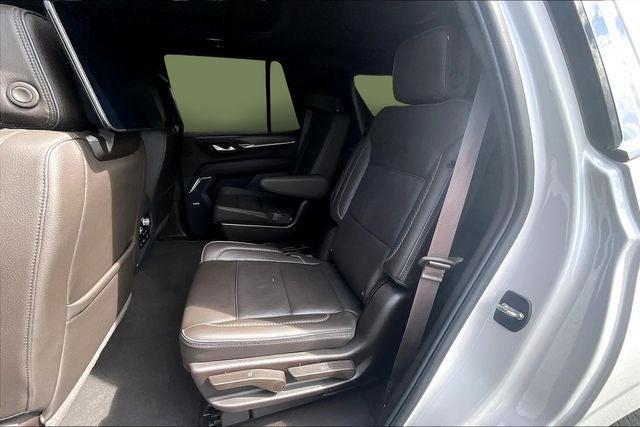 Photo of 2024 White GMC Yukon