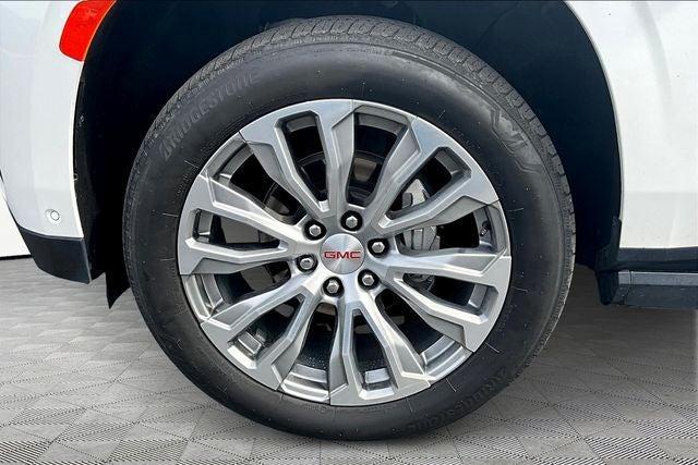 Photo of 2024 White GMC Yukon