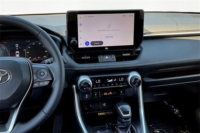 Photo of 2024 White Toyota RAV4 Hybrid