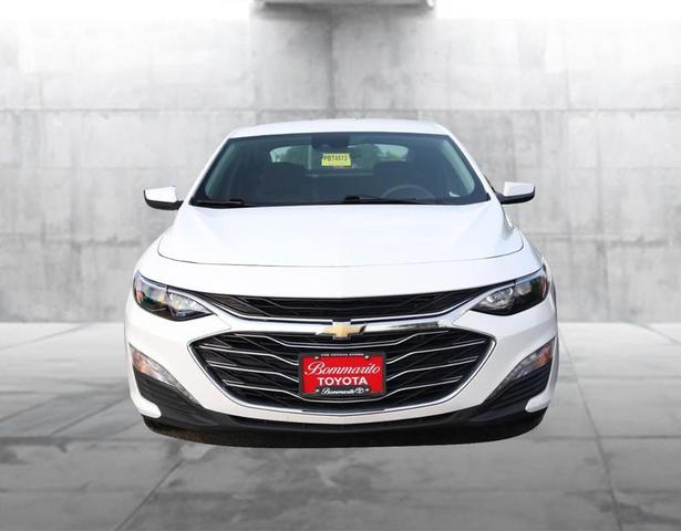 Photo of 2024 Summit White Chevrolet Malibu