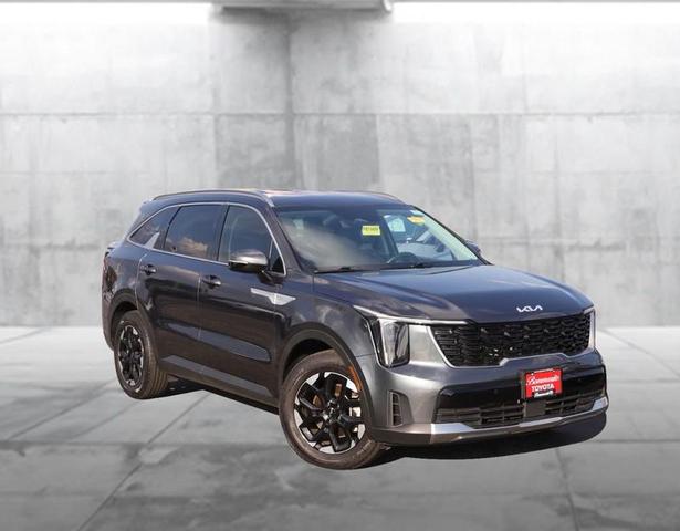Photo of 2024 Gravity Grey Kia Sorento