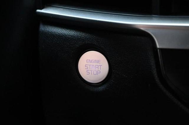Photo of 2024 Gravity Grey Kia Sorento