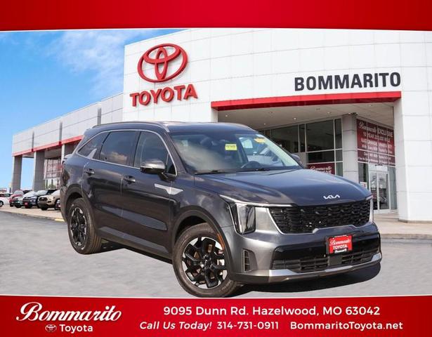 Photo of 2024 Gravity Grey Kia Sorento