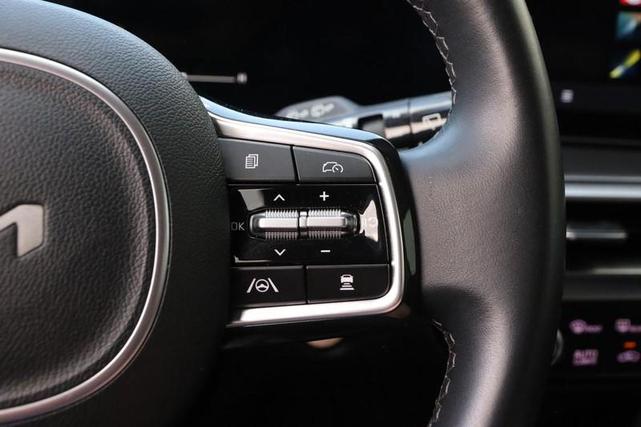 Photo of 2024 Gravity Grey Kia Sorento