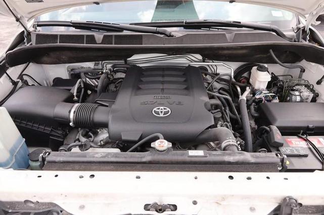 Photo of 2021 Blizzard Pearl Toyota Sequoia