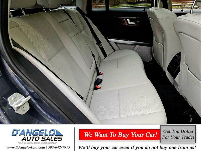 Photo of 2015 Pebble Grey Metallic Mercedes-Benz GLK-Class