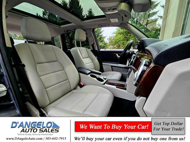 Photo of 2015 Pebble Grey Metallic Mercedes-Benz GLK-Class