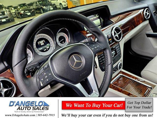 Photo of 2015 Pebble Grey Metallic Mercedes-Benz GLK-Class