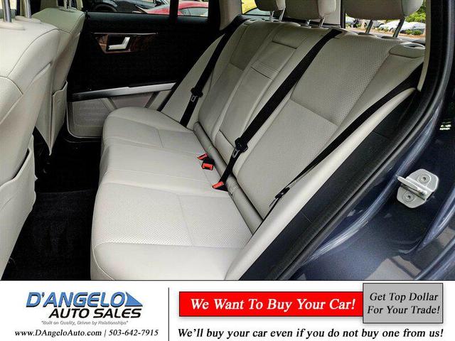 Photo of 2015 Pebble Grey Metallic Mercedes-Benz GLK-Class