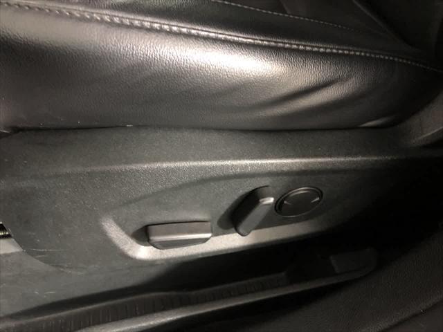 Photo of 2022 AGATE BLACK METALLIC Ford Edge
