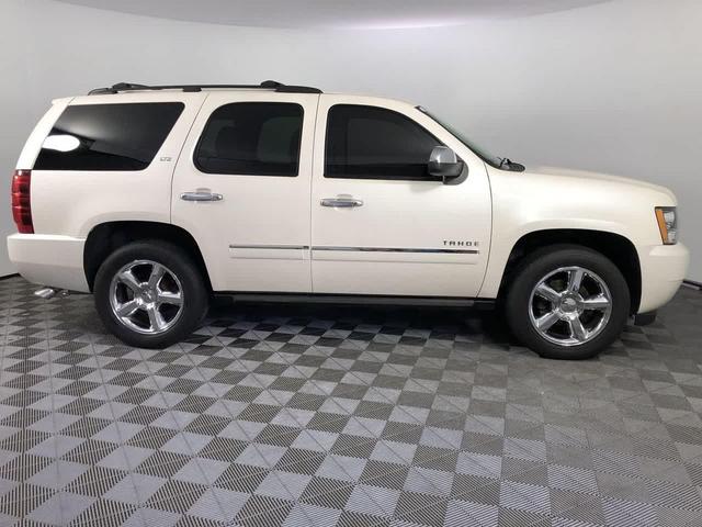 Photo of 2013 White Diamond Tricoat Chevrolet Tahoe