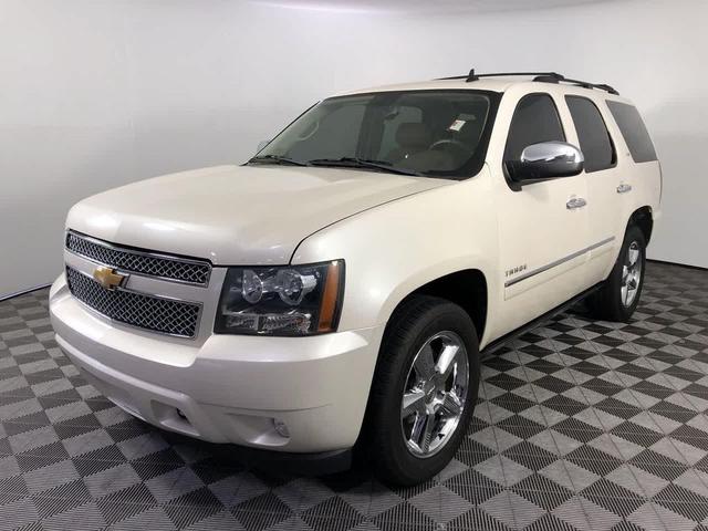 Photo of 2013 White Diamond Tricoat Chevrolet Tahoe