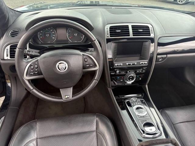 Photo of 2012 Ebony Jaguar XK