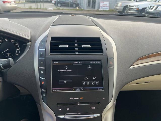 Photo of 2014 Ingot Silver Metallic Lincoln MKZ