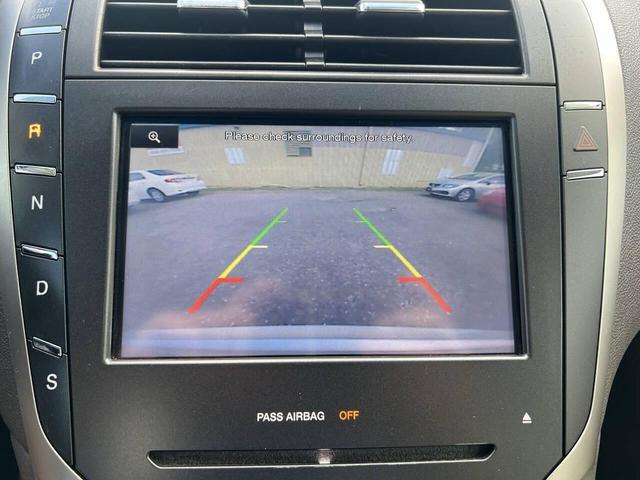 Photo of 2014 Ingot Silver Metallic Lincoln MKZ