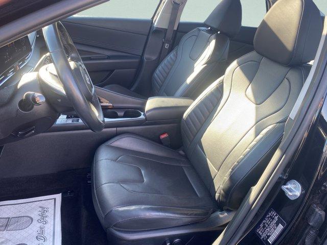 Photo of 2021 Phantom Black Hyundai ELANTRA