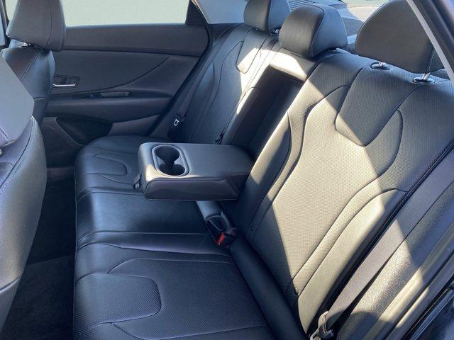 Photo of 2021 Phantom Black Hyundai ELANTRA