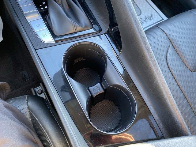 Photo of 2021 Phantom Black Hyundai ELANTRA