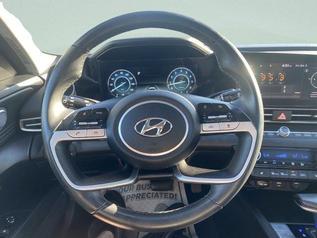 Photo of 2021 Phantom Black Hyundai ELANTRA