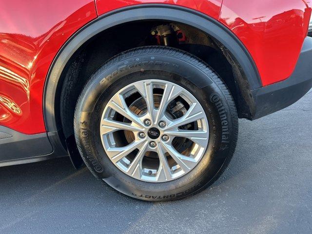 Photo of 2024 Red Ford Escape
