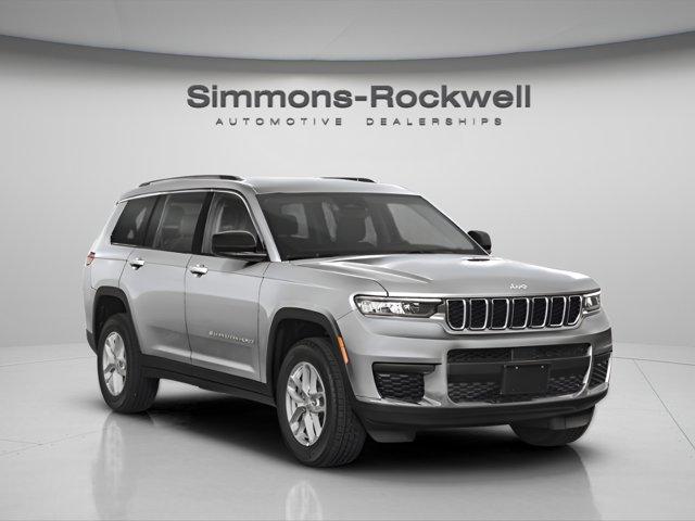 Photo of 2024 Metallic Jeep Grand Cherokee L