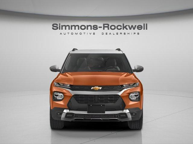 Photo of 2023 Summit White Chevrolet Trailblazer