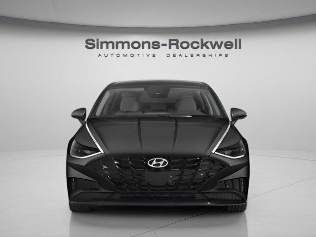 Photo of 2023 Silver Hyundai SONATA