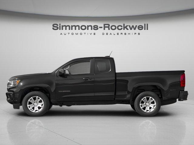 Photo of 2022 Summit White Chevrolet Colorado