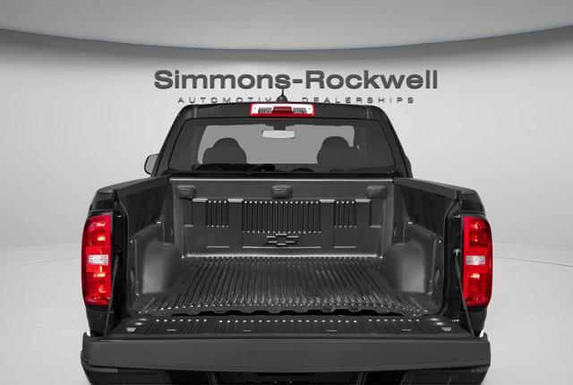 Photo of 2022 Summit White Chevrolet Colorado