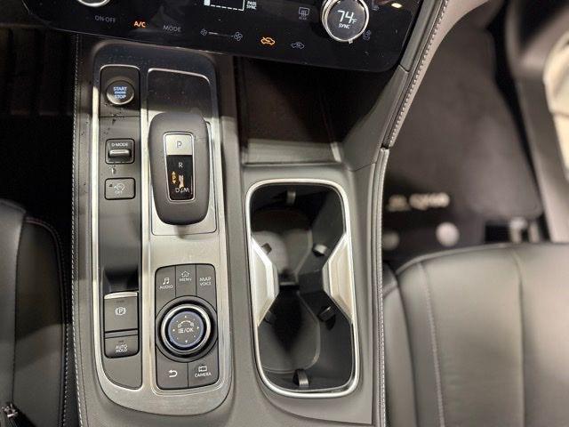 Photo of 2025 Majestic White INFINITI QX60