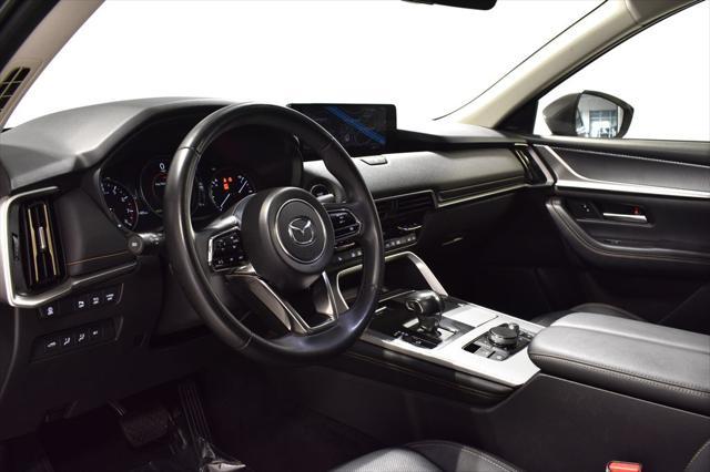 Photo of 2024 Machine Gray Metallic Mazda CX-90