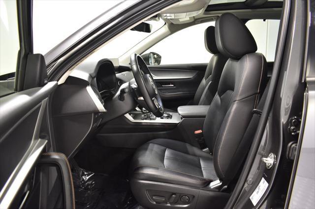 Photo of 2024 Machine Gray Metallic Mazda CX-90