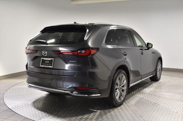 Photo of 2024 Machine Gray Metallic Mazda CX-90