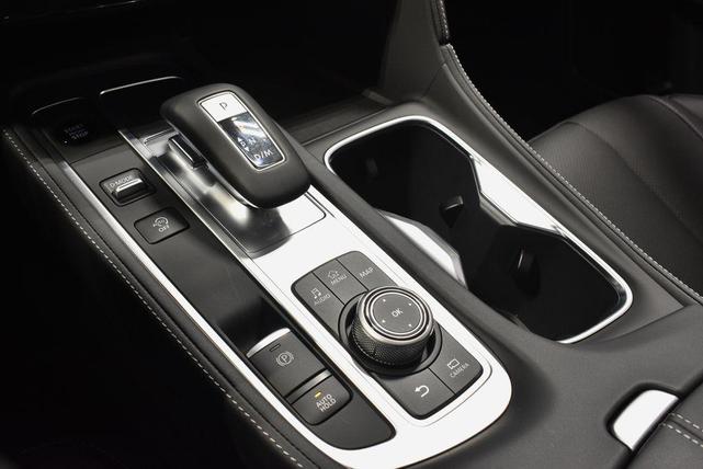 Photo of 2026 Radiant White INFINITI QX60
