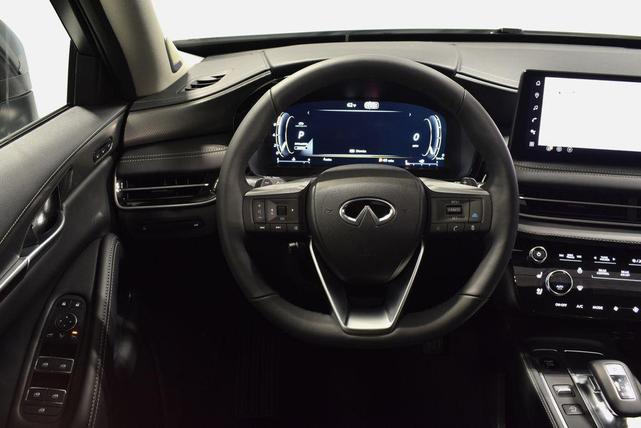 Photo of 2026 Radiant White INFINITI QX60