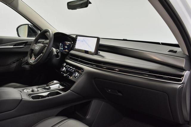 Photo of 2026 Radiant White INFINITI QX60