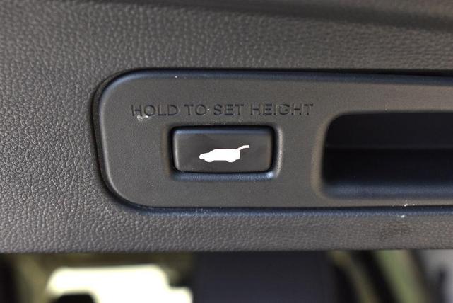 Photo of 2023  Acura MDX