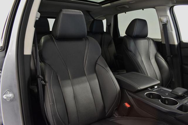 Photo of 2023  Acura MDX