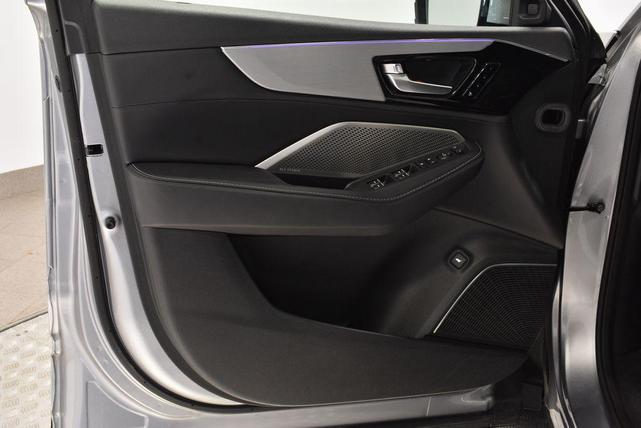Photo of 2023  Acura MDX