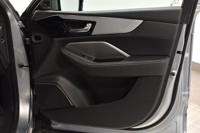 Photo of 2023  Acura MDX