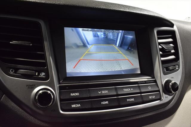 Photo of 2018 Molten Silver Hyundai TUCSON