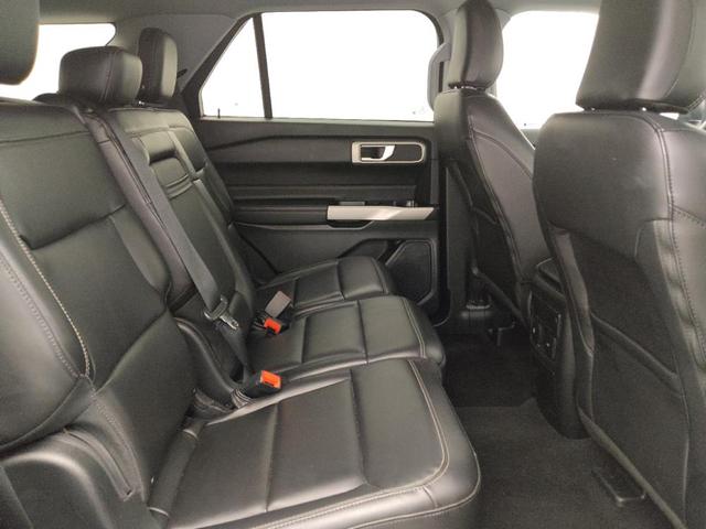 Photo of 2023 Carbonized Gray Metallic Ford Explorer