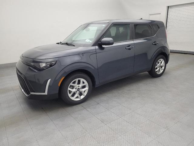 Photo of 2023 Gray Kia Soul